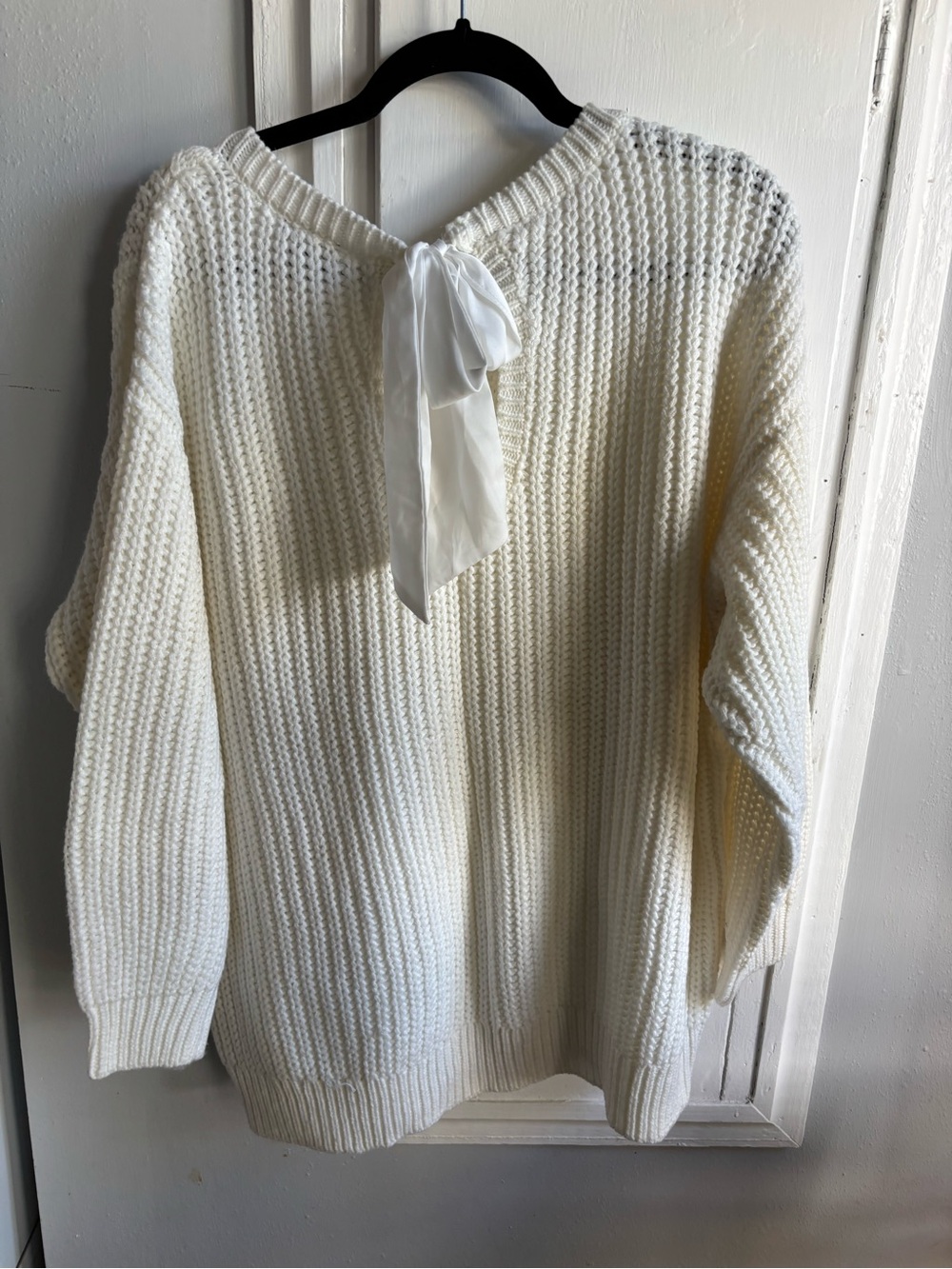 torrid Cream Cable-Detail Scoop Neck Sweater - Picture 4 of 6